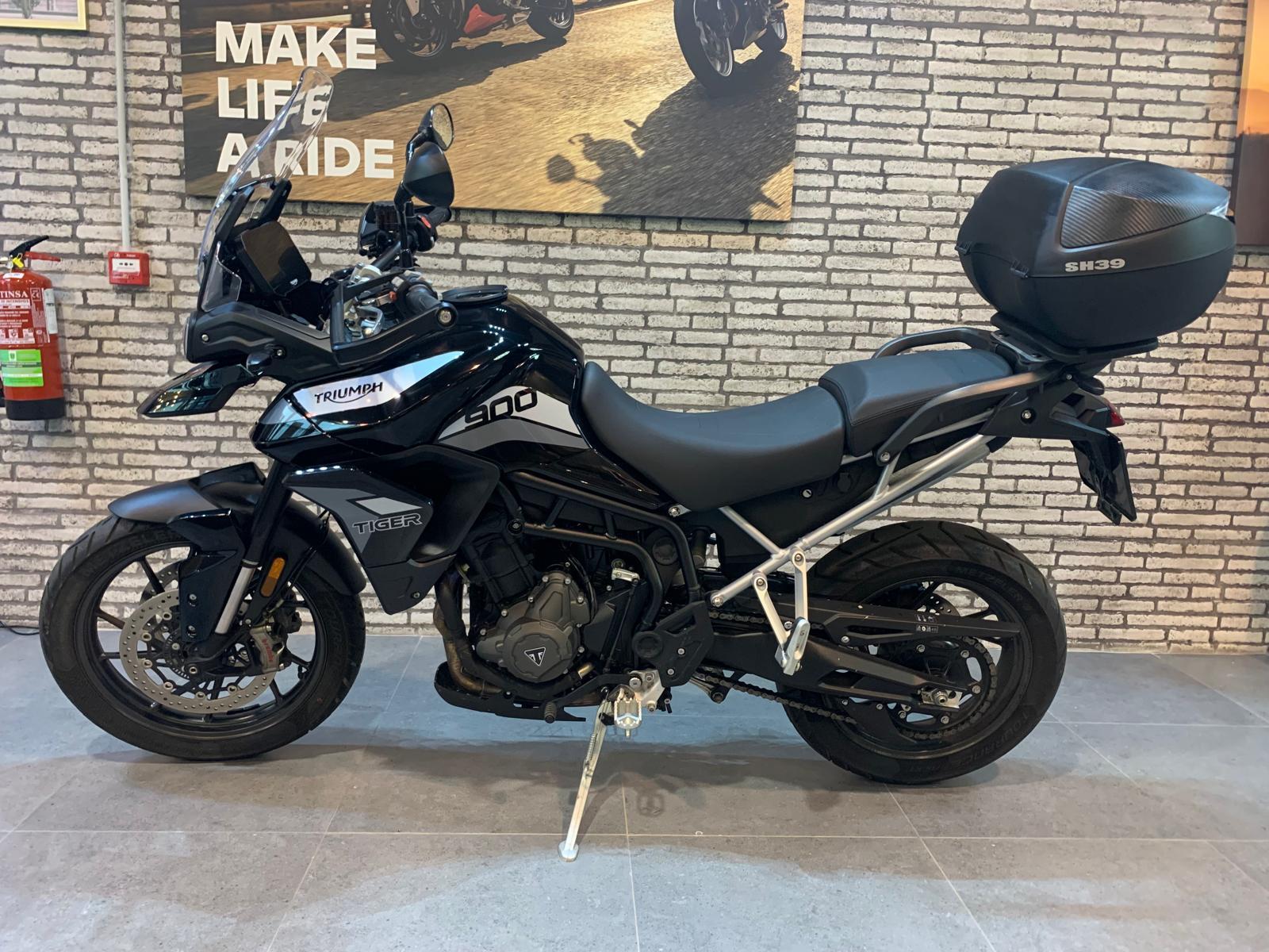 TRIUMPH TIGER 900GT