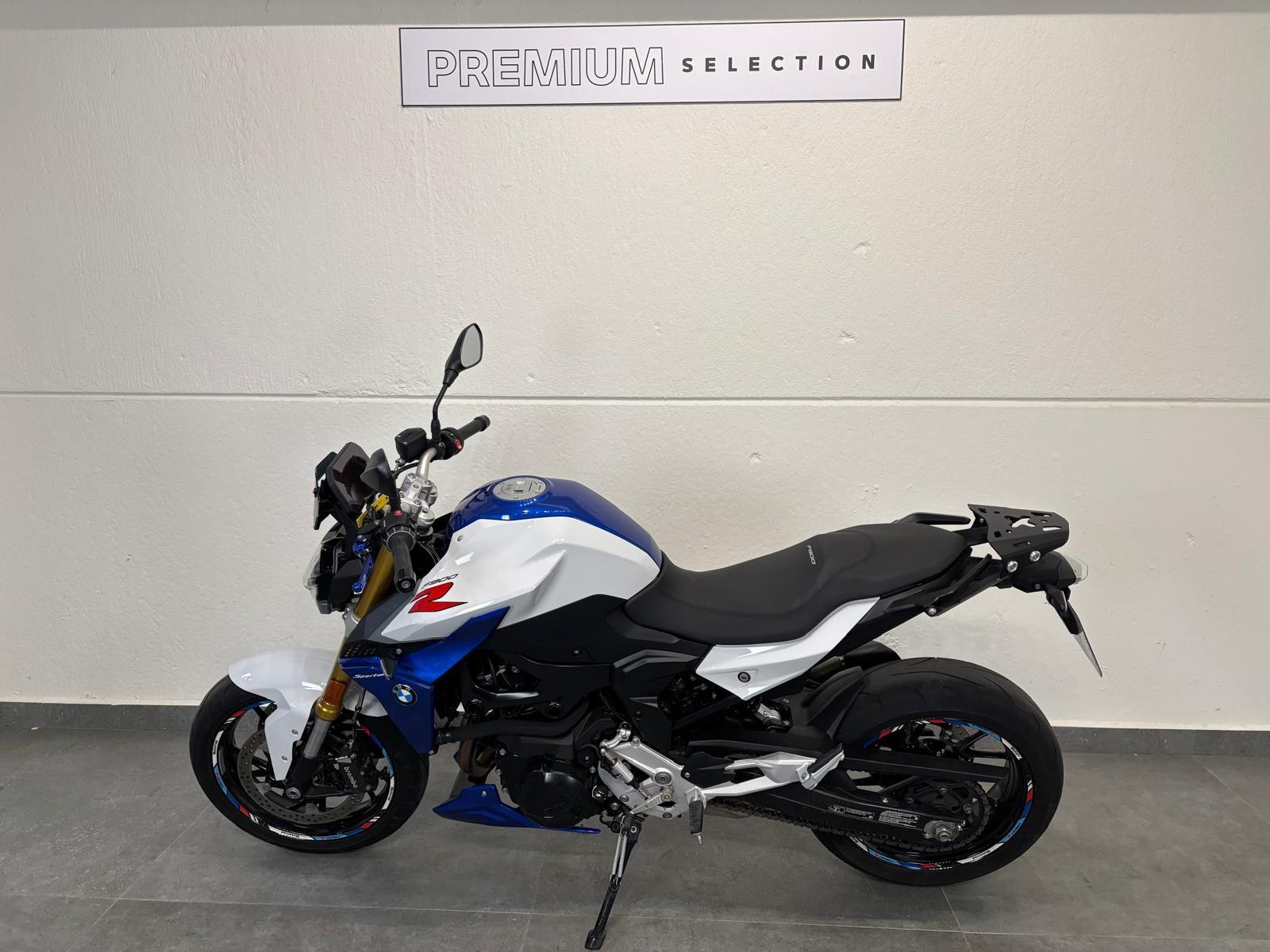 F 900 R