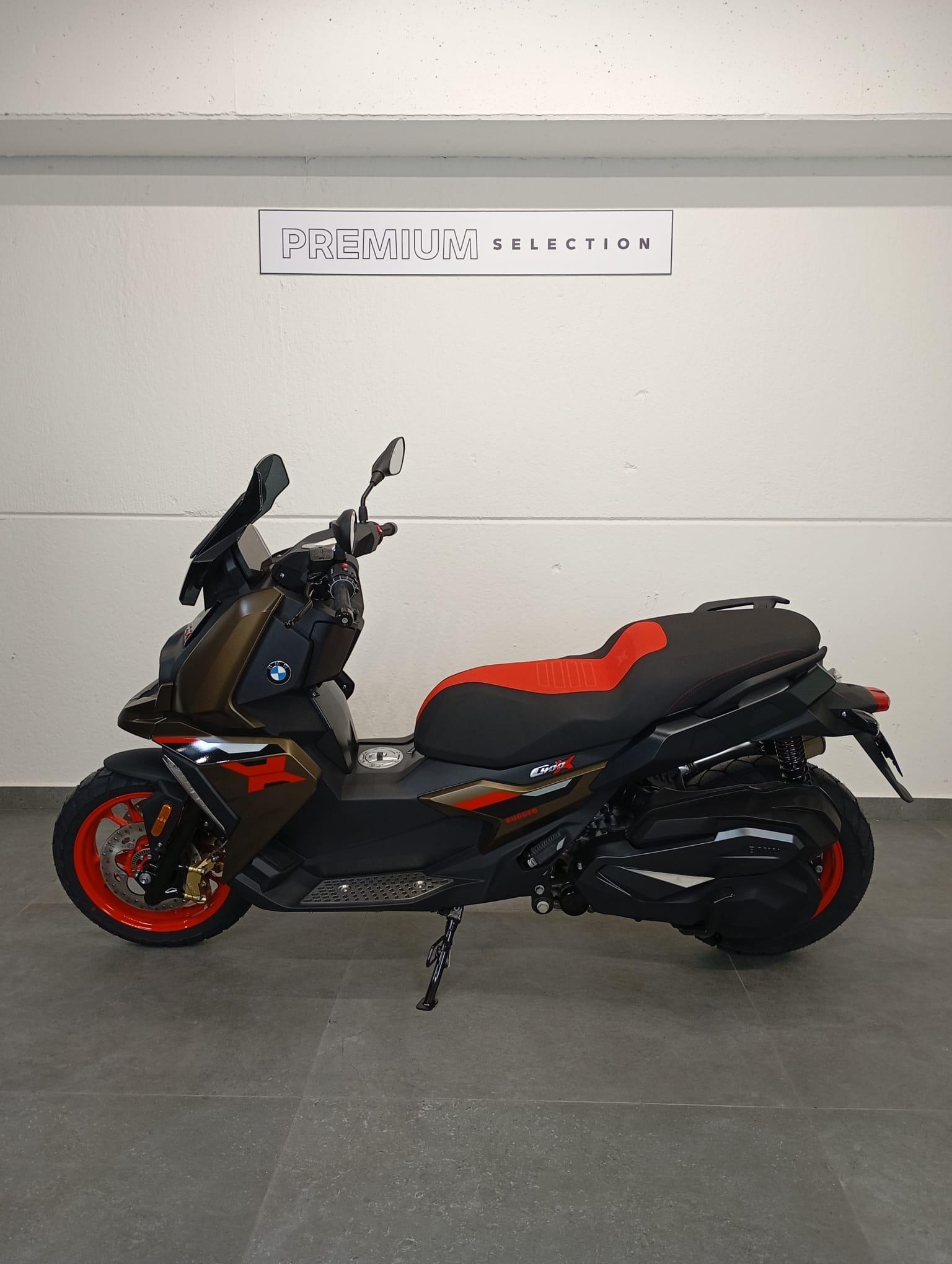 C 400 X